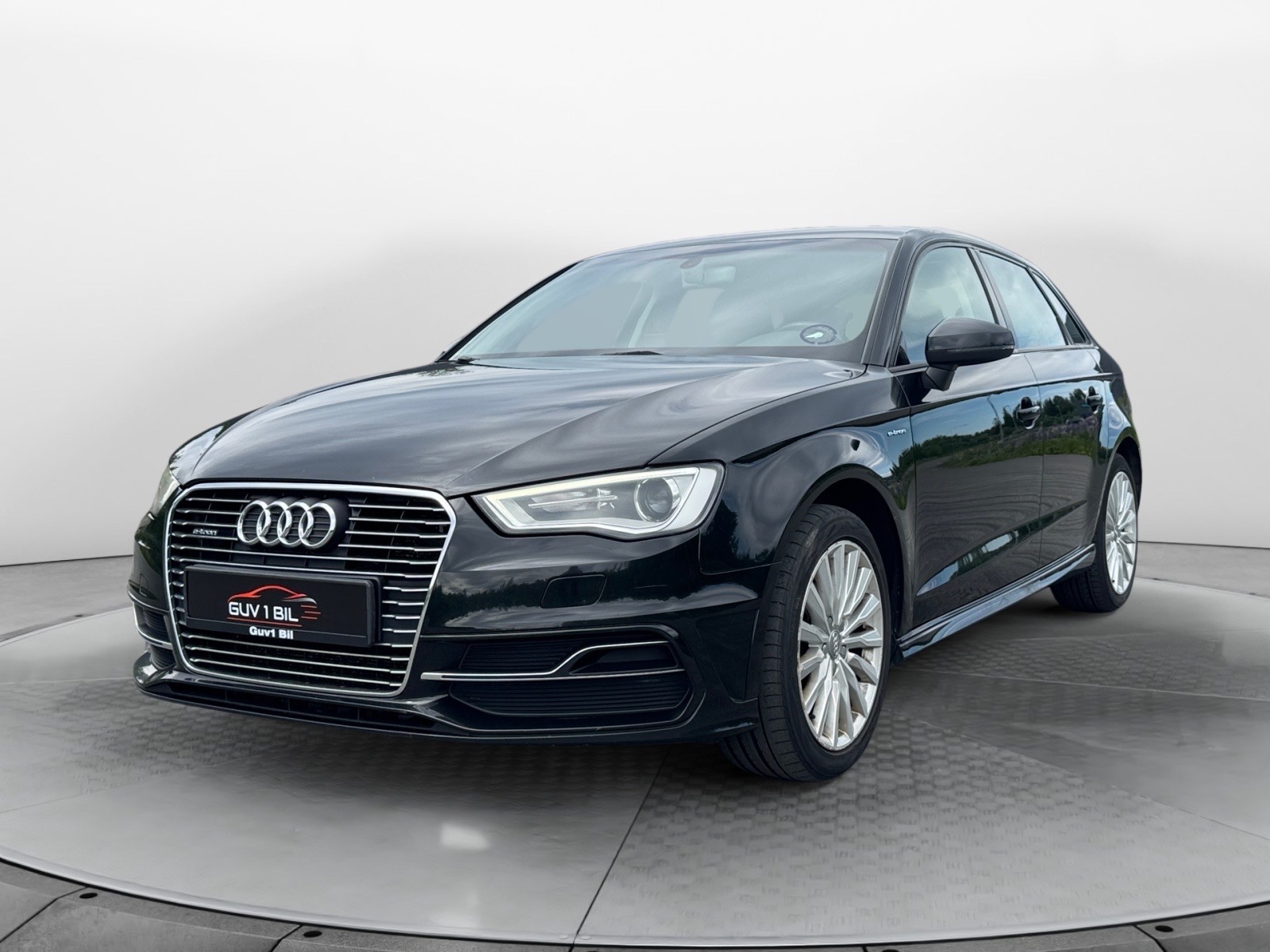 /public/uploads/cars/thumbs/o-1jrau5q7v10bvqvt1qrc165n15tp17-d41a4.jpeg